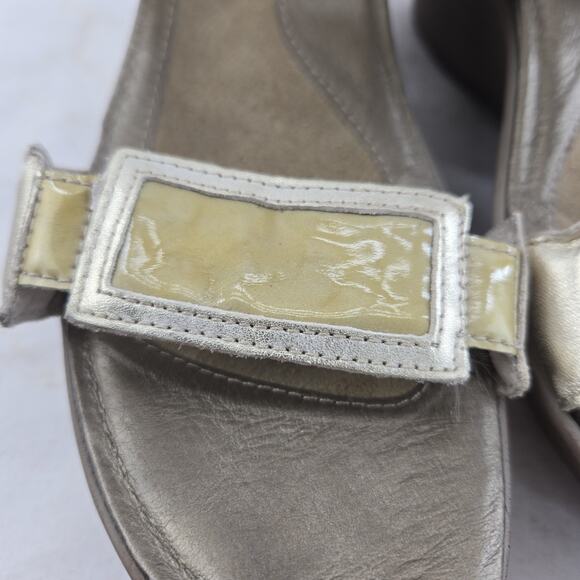 Naot Women Shoe Treasure Size 9 EUR 40 Wedge Heel Slide Sandal Gold Leather - Picture 4 of 13